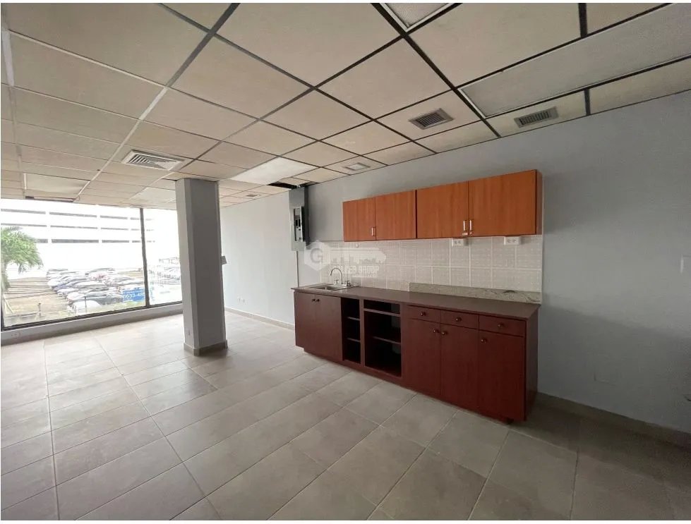 Office for rent in Calle 50