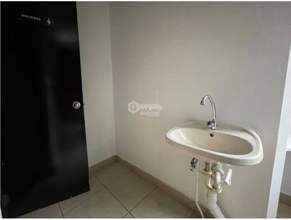 Office for rent in Calle 50