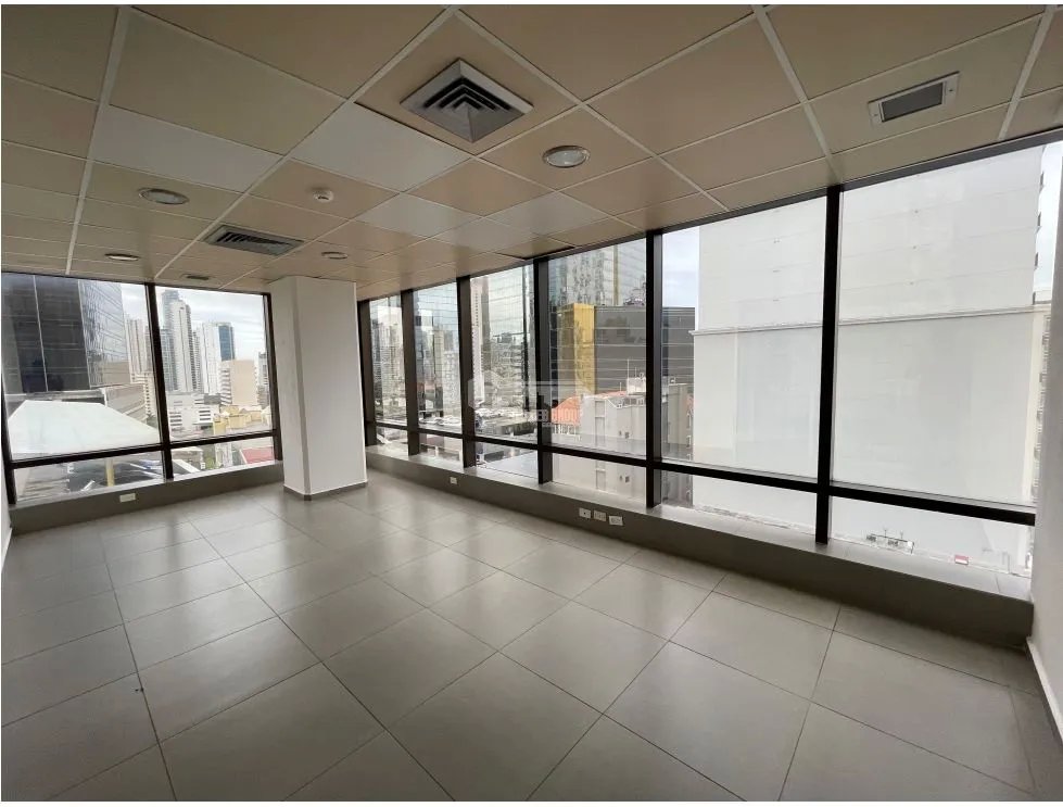 Office for rent in Calle 50