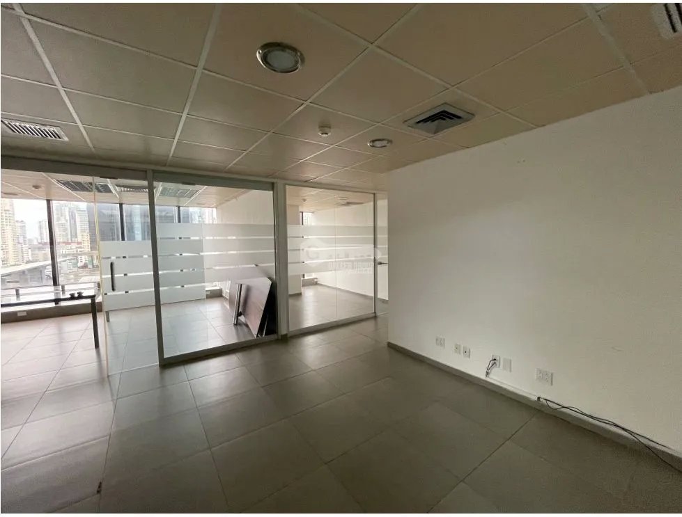 Office for rent in Calle 50
