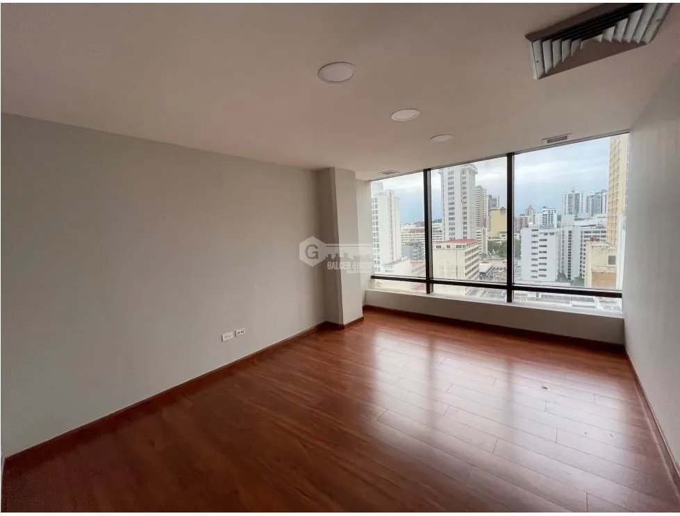 Office for rent in Calle 50
