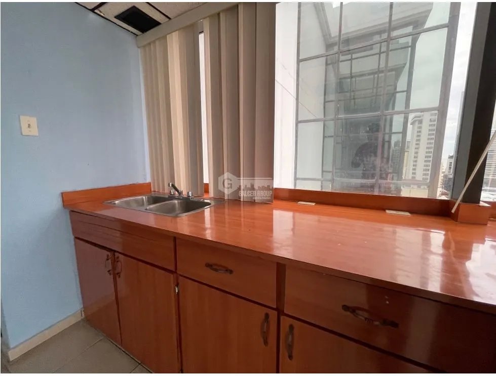 Office for rent in Calle 50