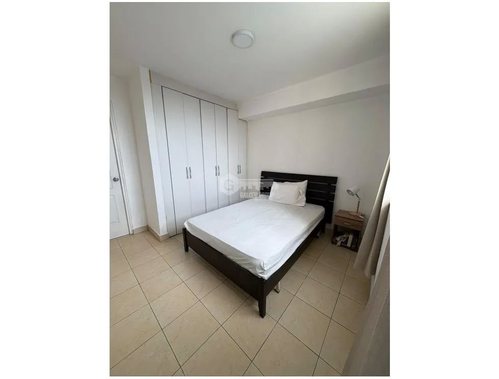 Apartment for rent in Edison Park