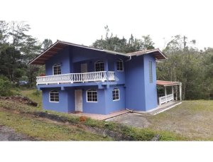 CERRO AZUL / 2 NIVELES / 4 HABITACION / ...