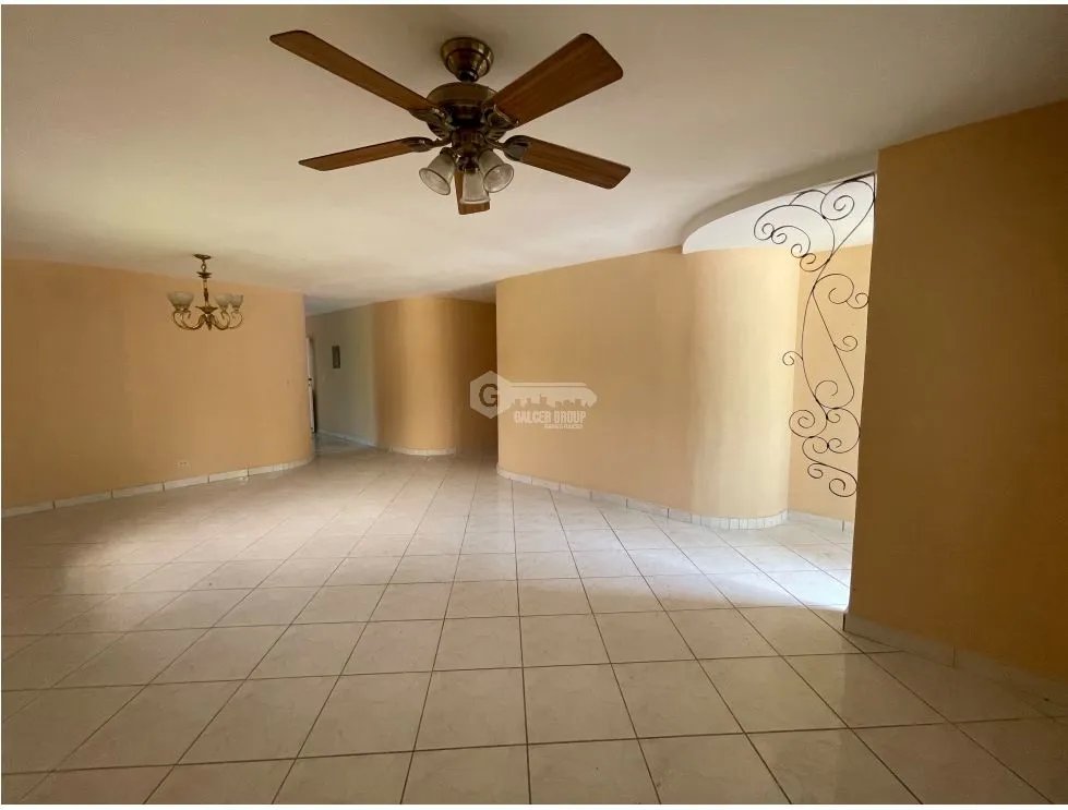 SE VENDE CASA EN ARRAIJAN 709M 3 HABITACIONES 2 BAÑOS PATIO Y JARDIN