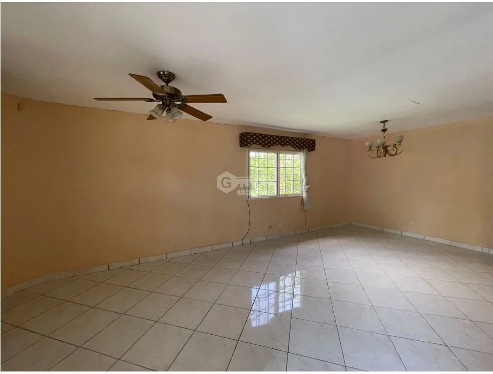 ARRAIJAN / EL CARRIZAL / 709M/ 3 HABITACIONES / 2 BAÑOS / PATIO
