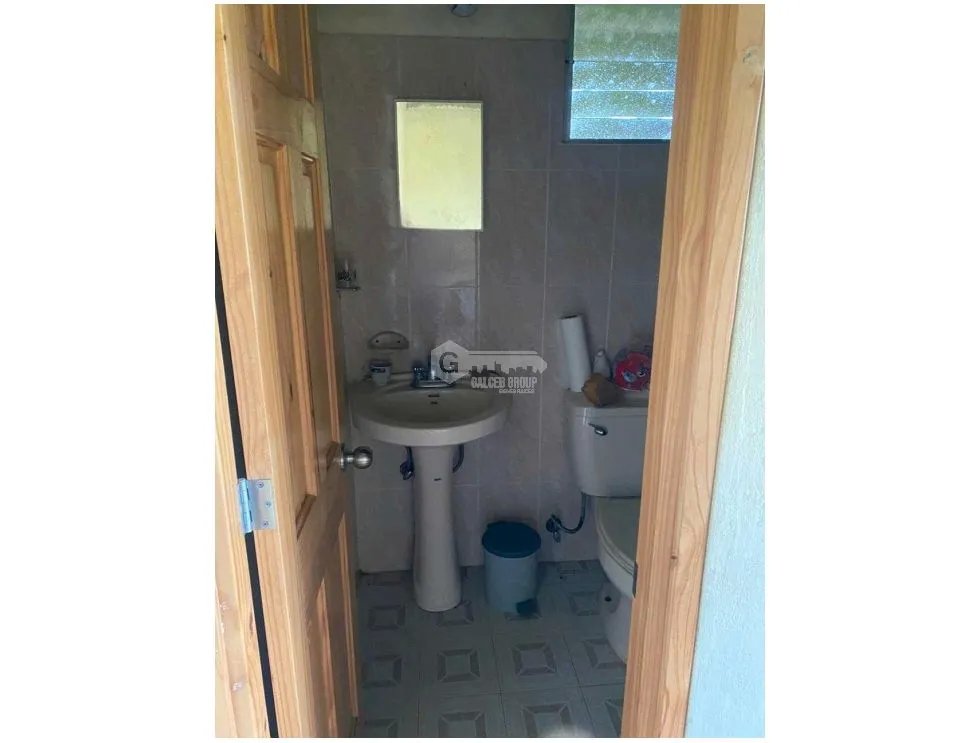 ALTOS DE CERRO AZUL /CASA 2 PISOS / 2 HAB. / 2 BAÑOS