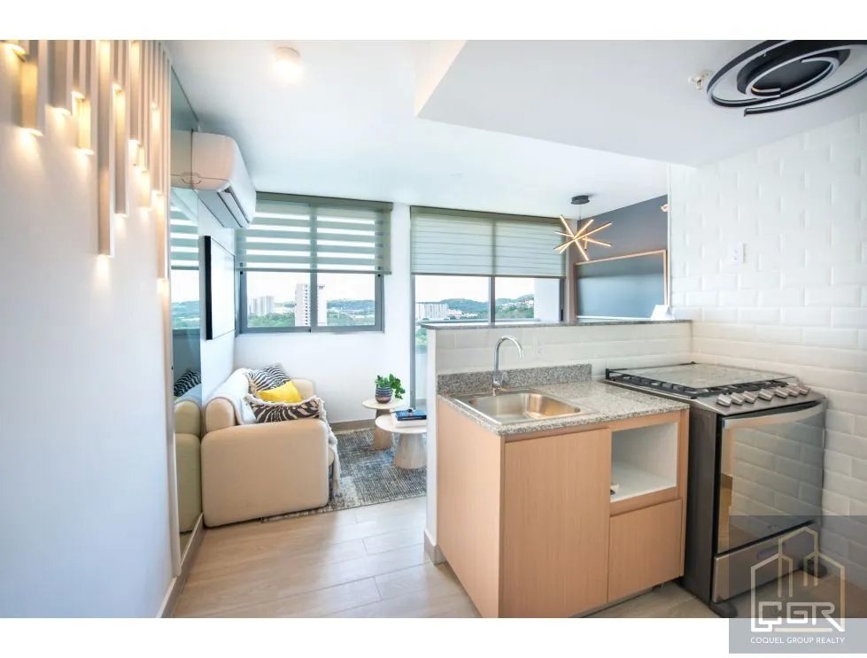 VENTA DE APARTAMENTO EN PH GREENWOODS TOWERS 200