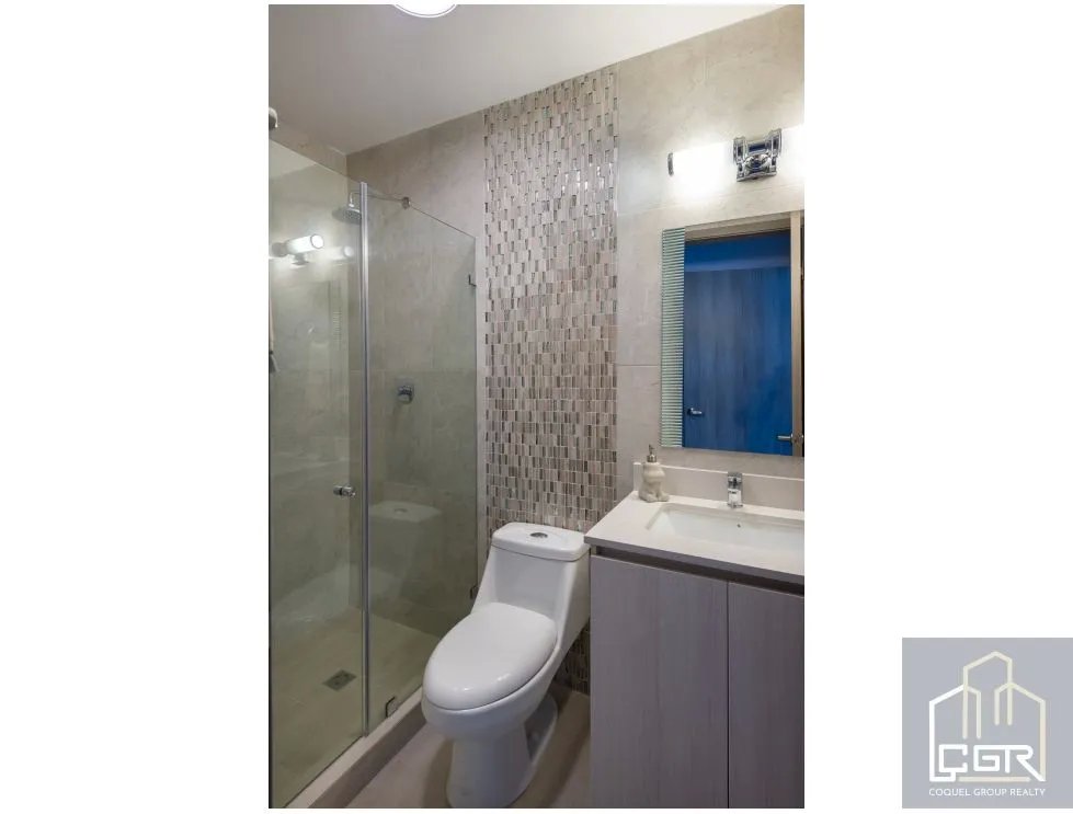 Apartment for sale in Edison Park