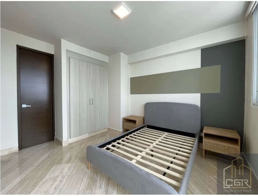VENTA DE APARTAMENTO AMOBLADO EN PH THE REGENT ,COSTA DEL ESTE