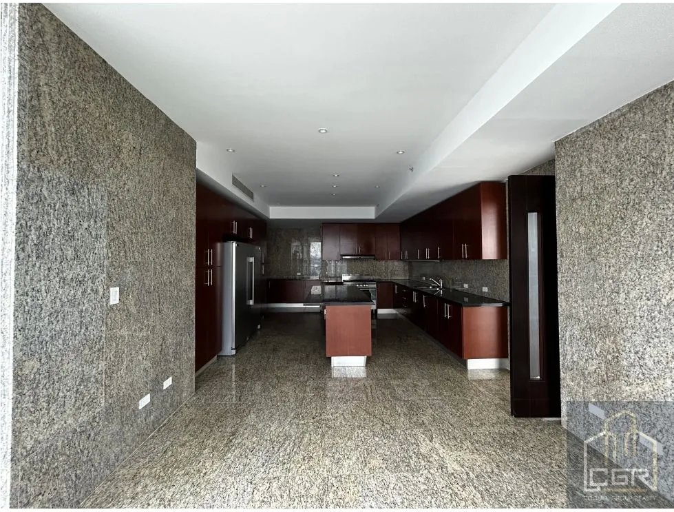 Apartment for rent in Punta Paitilla