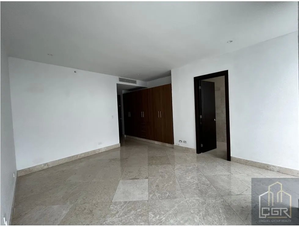 Apartment for rent in Punta Paitilla