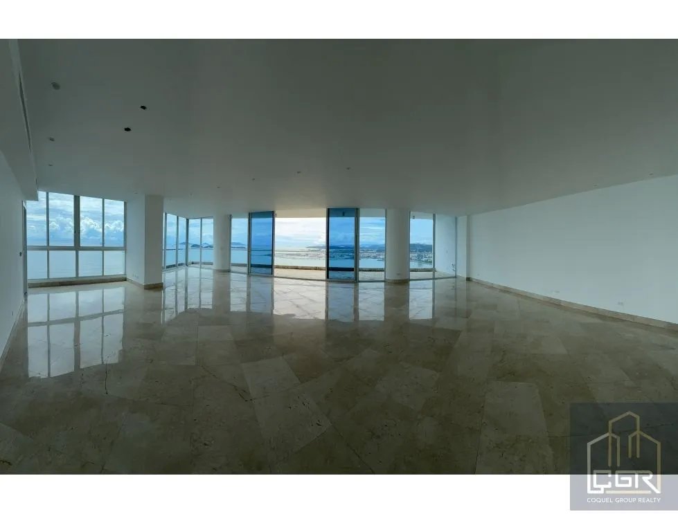 ALQUILER DE APARTAMENTO LINEA BLANCA EN PH THE POINT PUNTA PAITILLA