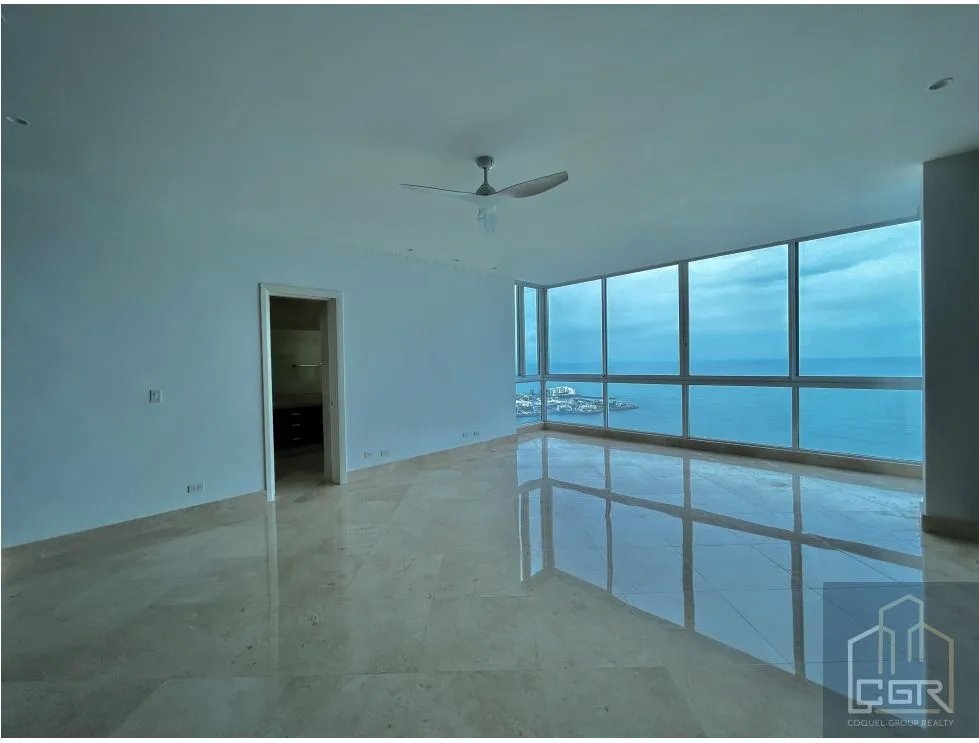 ALQUILER DE APARTAMENTO LINEA BLANCA EN PH THE POINT PUNTA PAITILLA