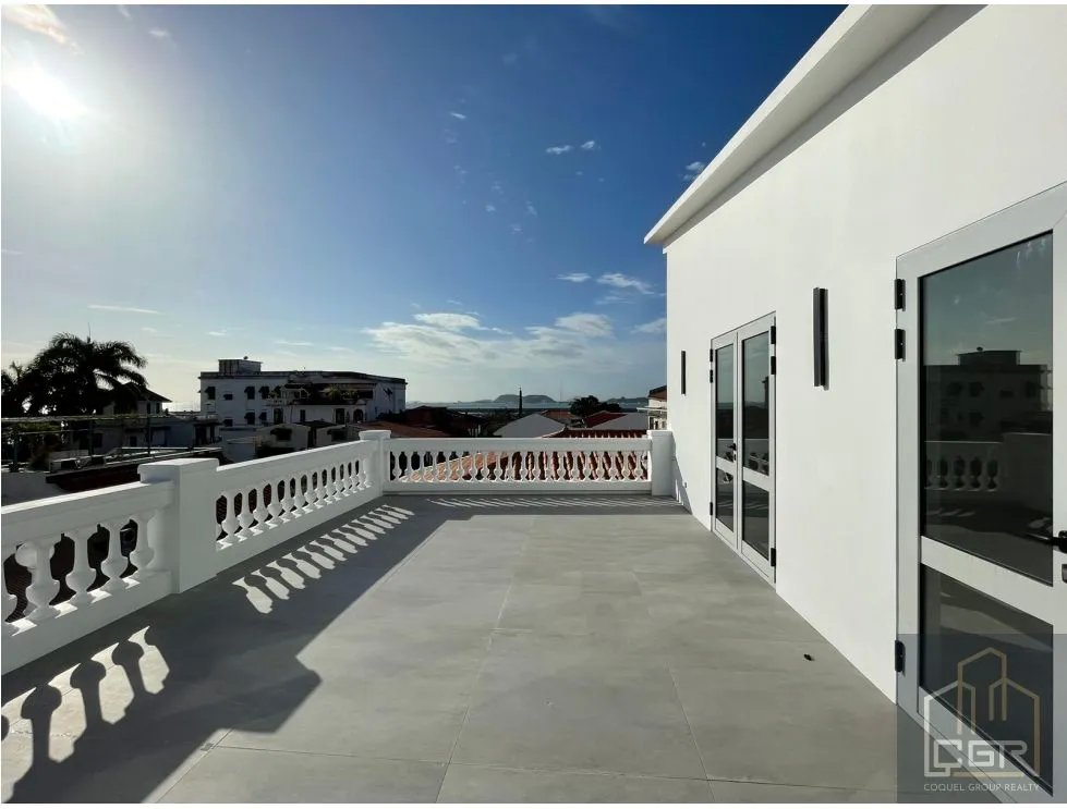 VENTA DE PENTHOUSE EN PH BÓVEDAS EN CASCO ANTIGUO