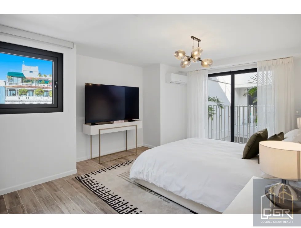 VENTA DE APARTAMENTO AMOBLADO EN PH MANSIÓN BALUARTE CASCO ANTIGUO