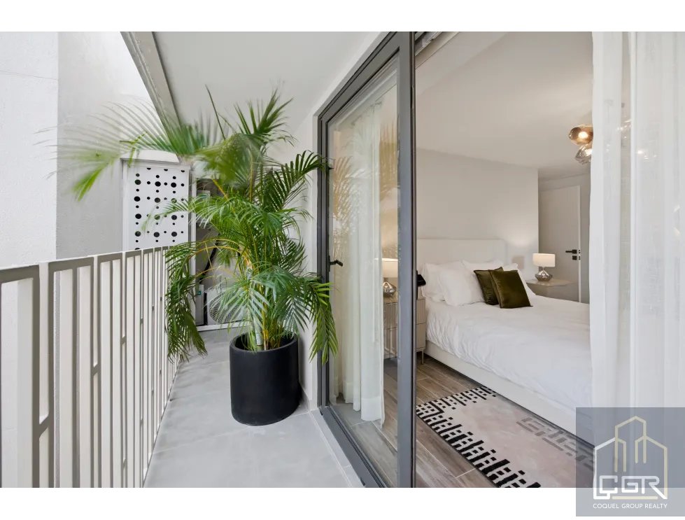VENTA DE APARTAMENTO AMOBLADO EN PH MANSIÓN BALUARTE CASCO ANTIGUO