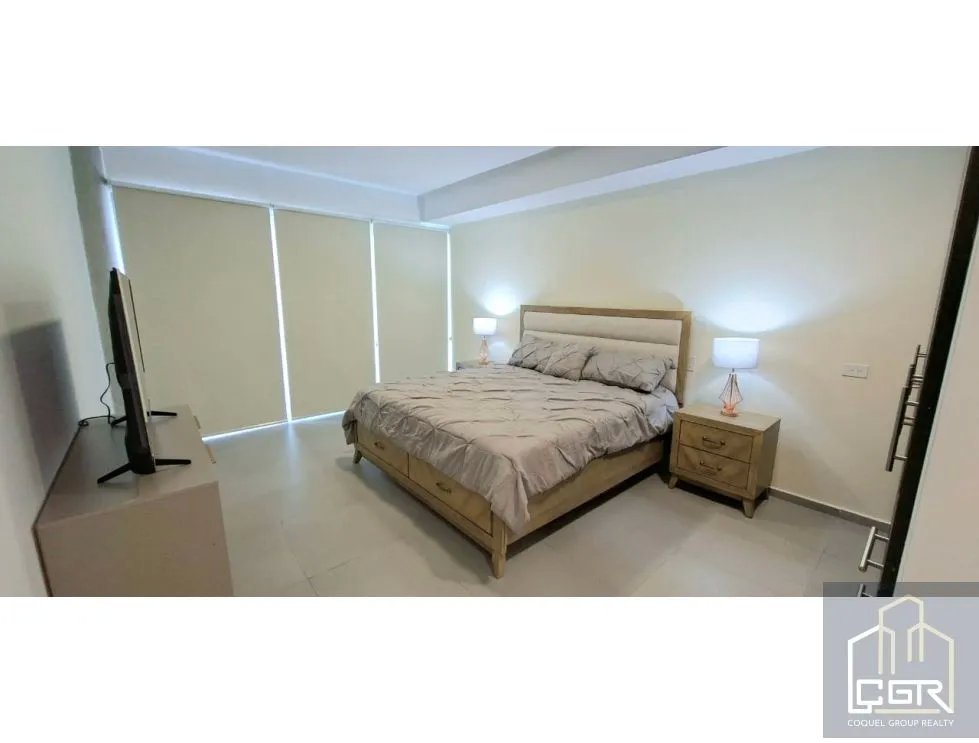 VENDO/ ALQUILO APARTAMENTO AMOBLADO PH YACHT CLUB.