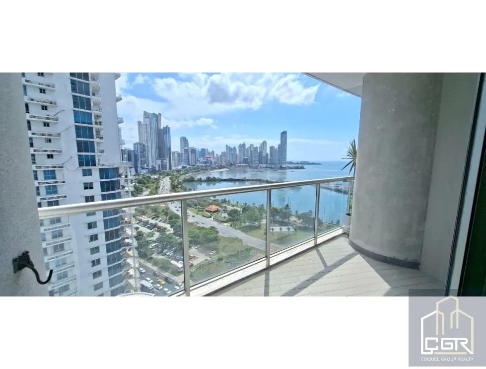 VENDO/ ALQUILO APARTAMENTO AMOBLADO PH YACHT CLUB.