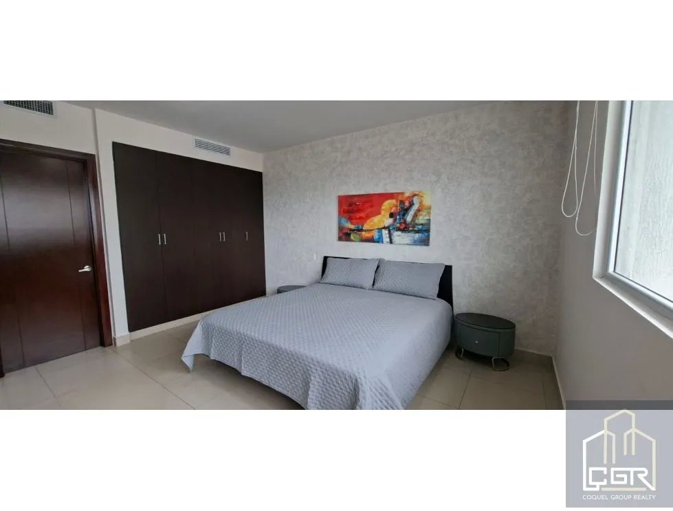VENTA DE APARTAMENTO AMOBLADO PH OCEANAIRE PUNTA PACIFICA