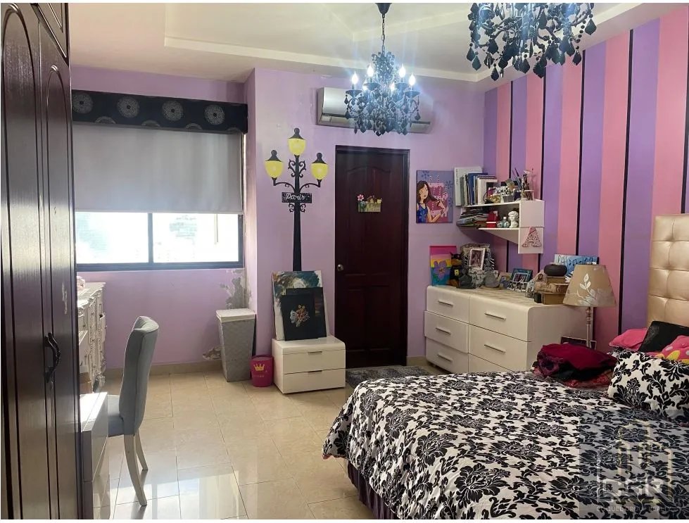 Venta de Penthouse con Línea Blanca , Ph. Torres del Pacifico,Marbella