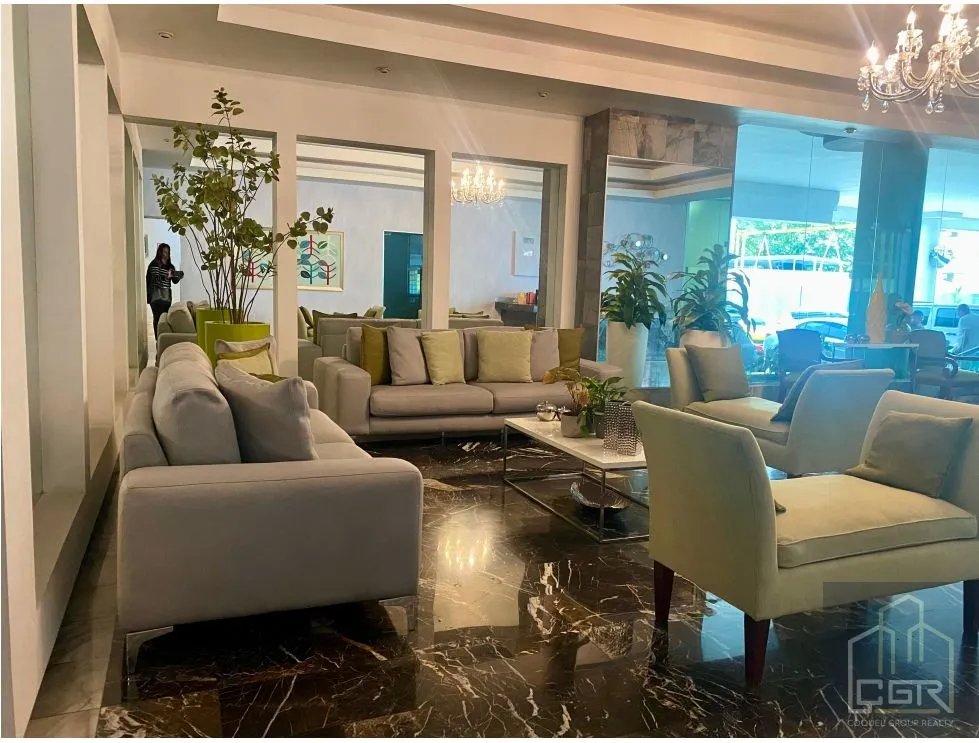 Venta de Penthouse con Línea Blanca , Ph. Torres del Pacifico,Marbella
