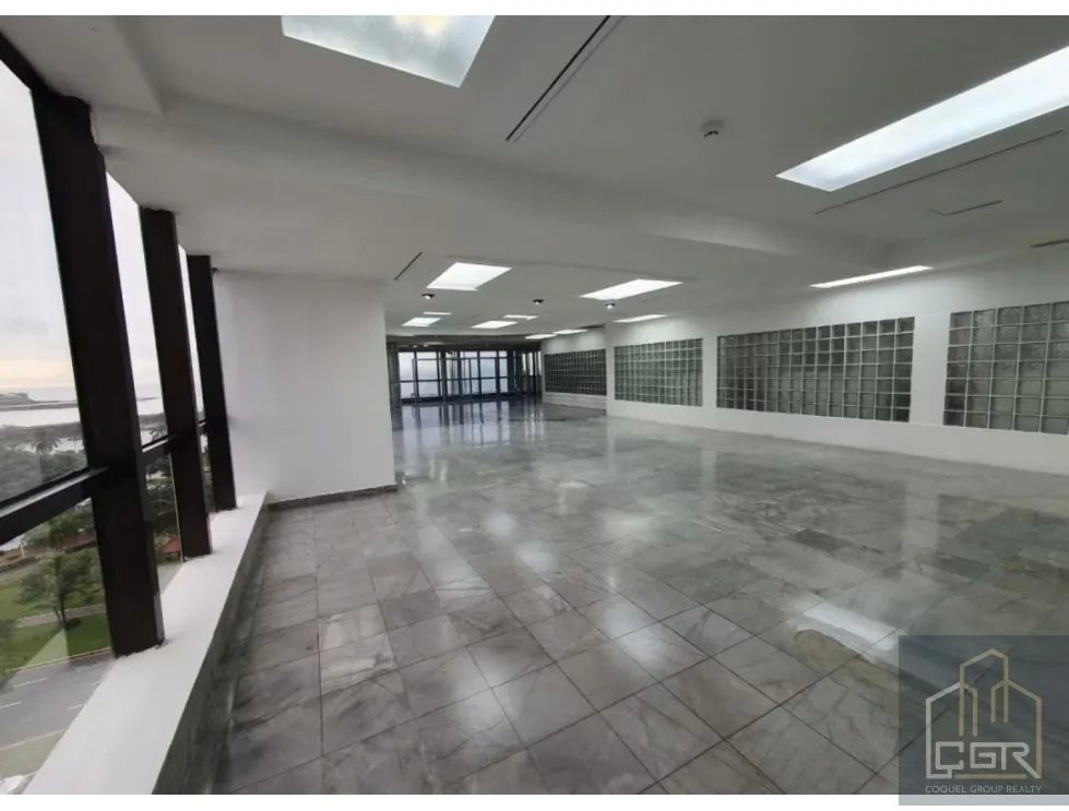 Office for sale in Bella Vista