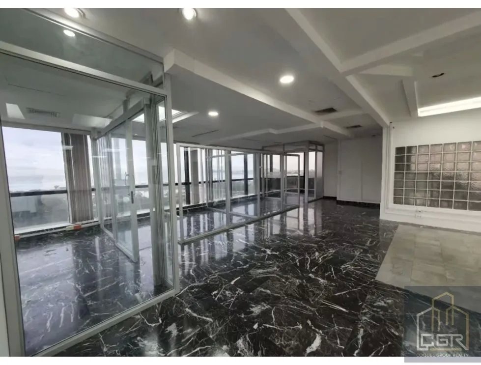 Office for sale in Bella Vista