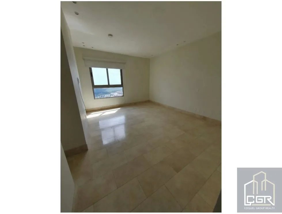 Apartment for sale in Santa Maria