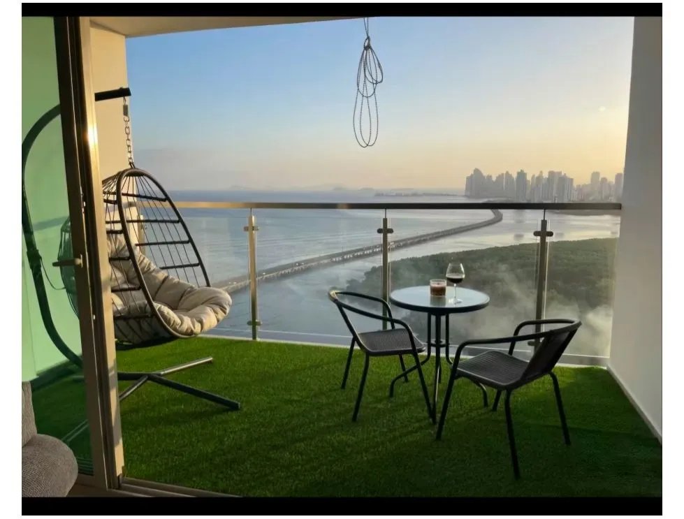 Alquiler de Apartamento Amoblado en Costa del Este, Juan Díaz