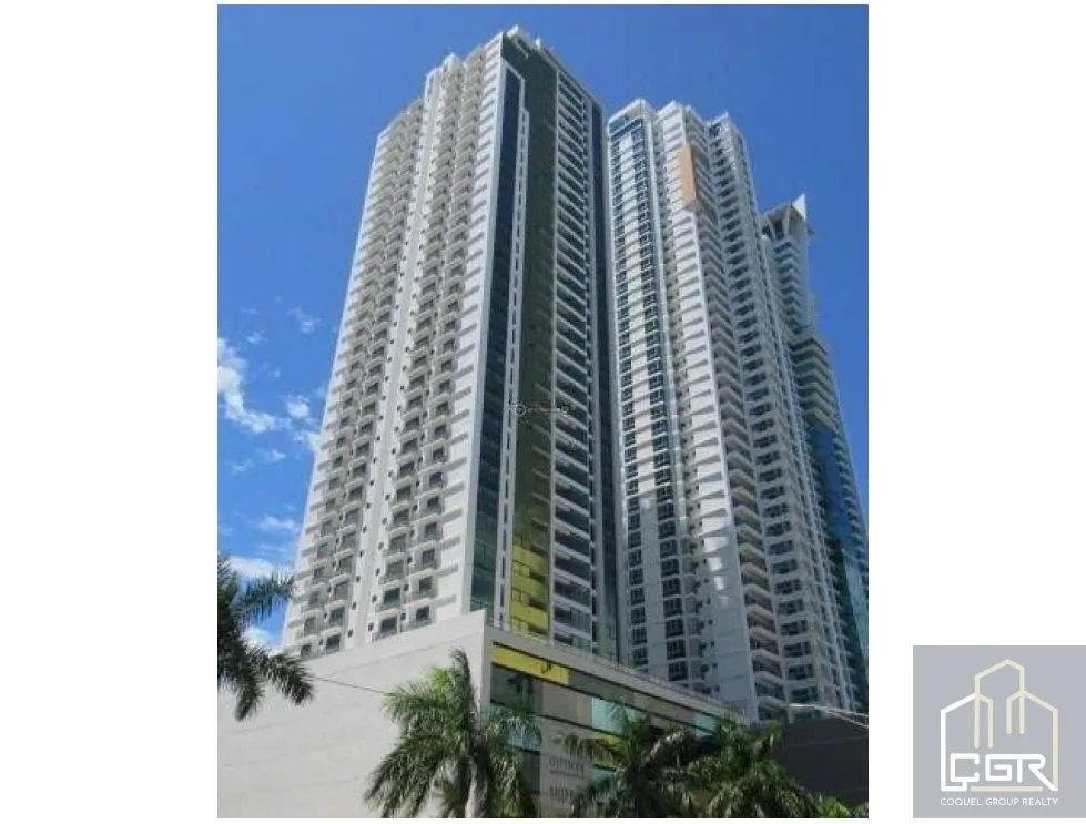 Venta de Apartamento Vacío en Ave. Balboa, Panamá