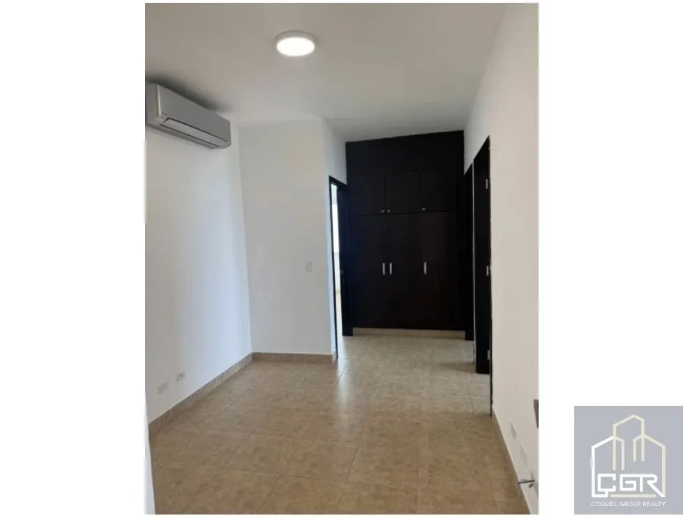 Apartment for sale in Costa del Este
