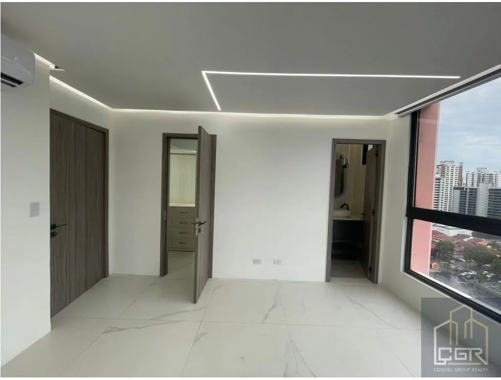 Sale of Renovated Apartment in San Francisco - Panama