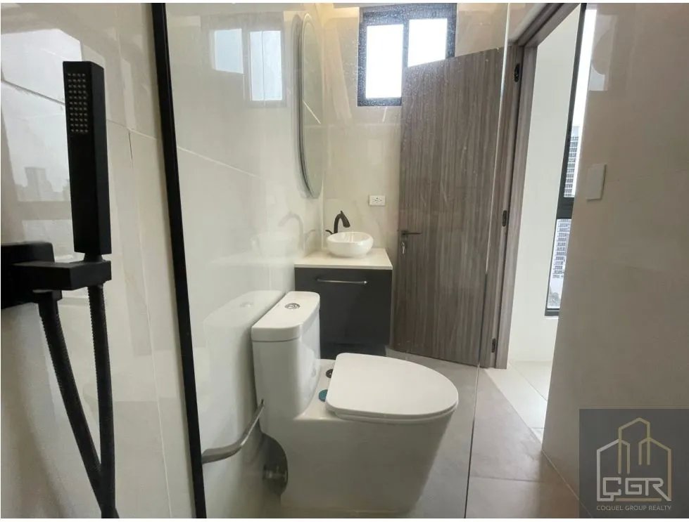 Sale of Renovated Apartment in San Francisco - Panama