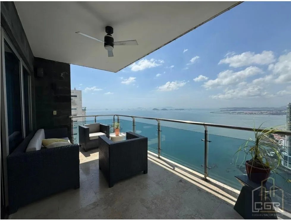 Venta o Alquiler de Apartamento Amoblado en Punta Pacífica, Panamá