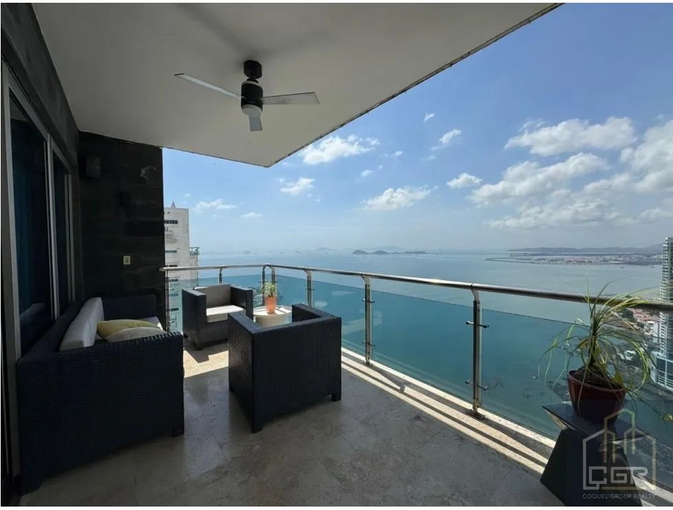 Venta o Alquiler de Apartamento Amoblado en Punta Pacífica, Panamá