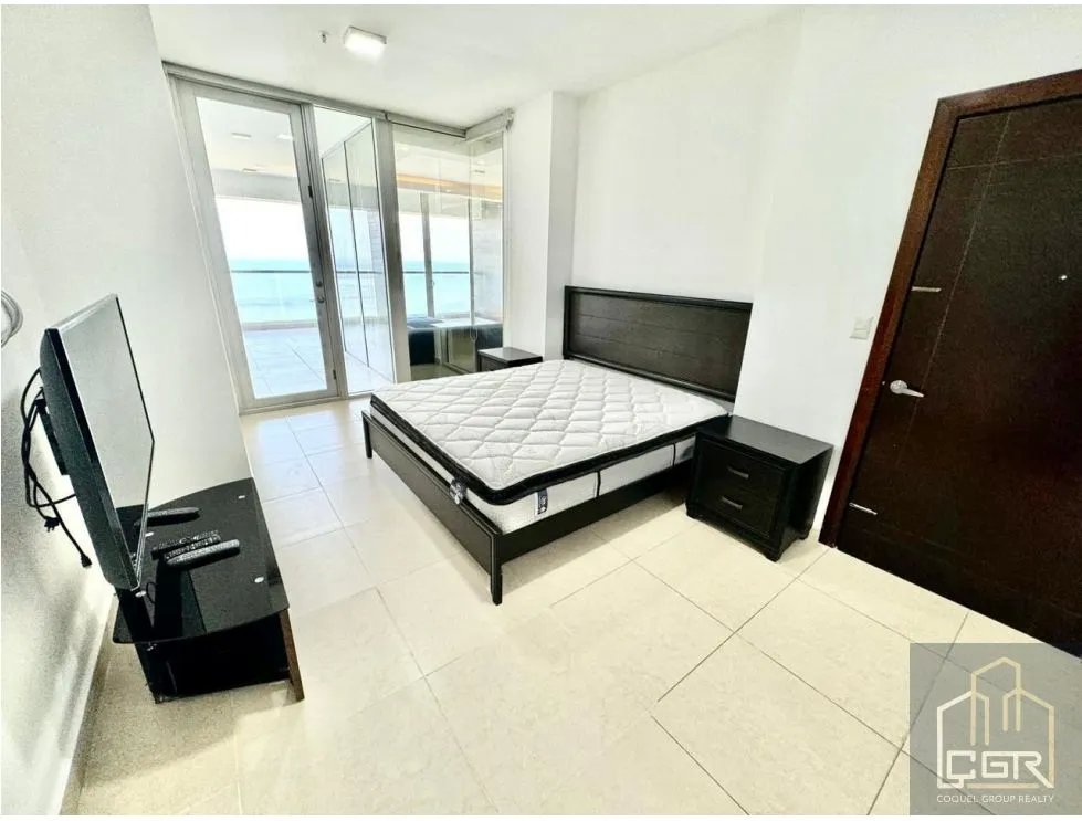 Venta de Apatamento amoblado en PH Rivage, Ave. Balboa