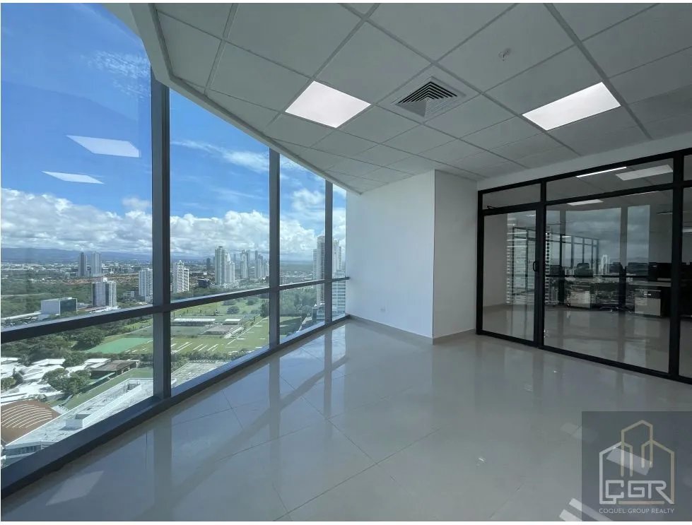 Office for rent in Costa del Este