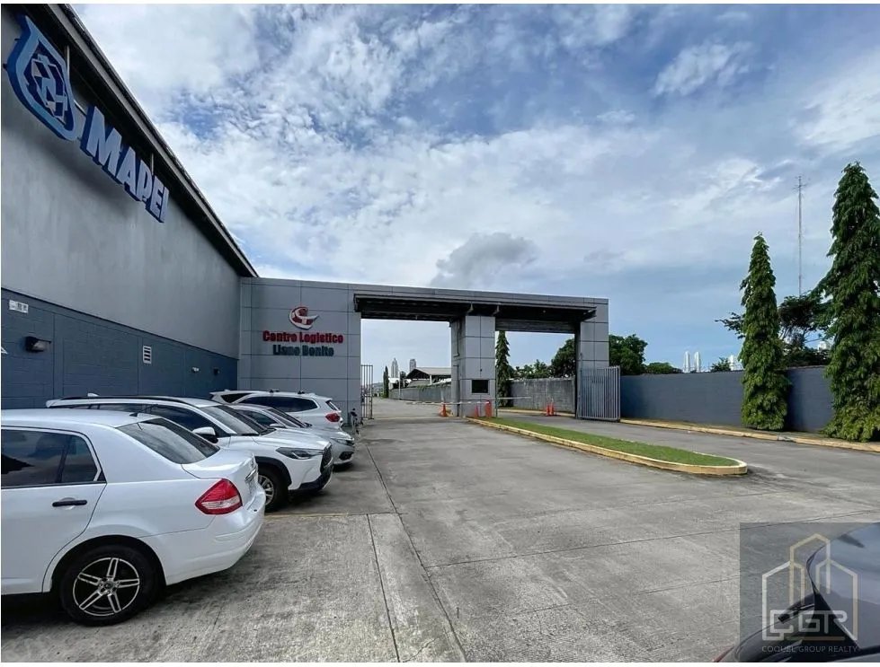 Warehouse for rent in Llano Bonito