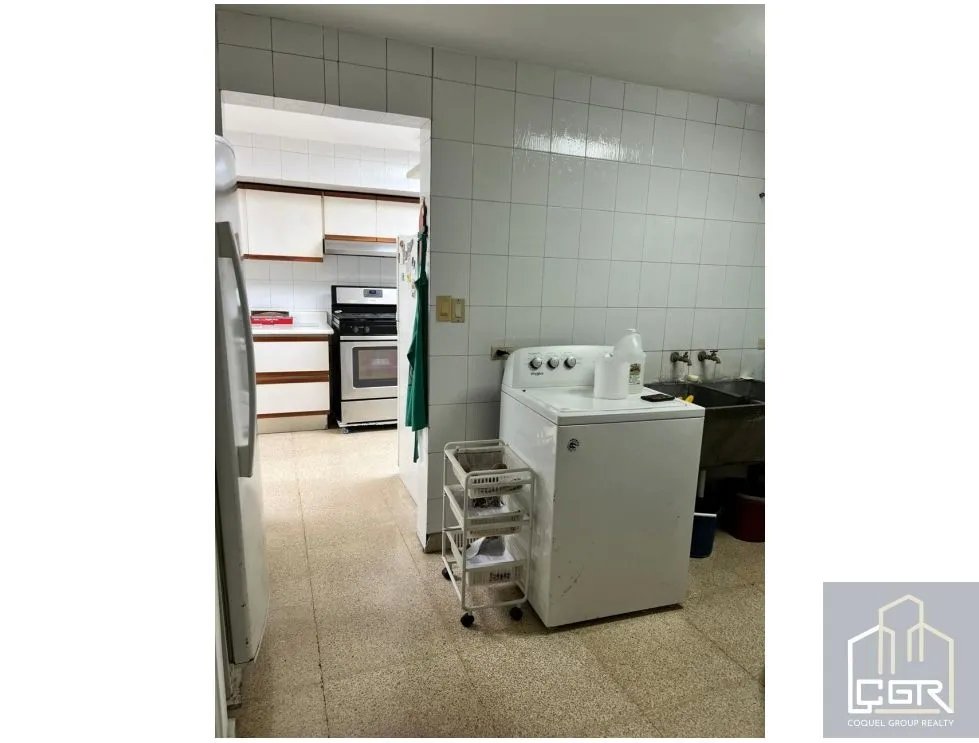 VENTA DE APARTAMENTO VACÍO PH ANA GLORIA, PUNTA PAITILLA