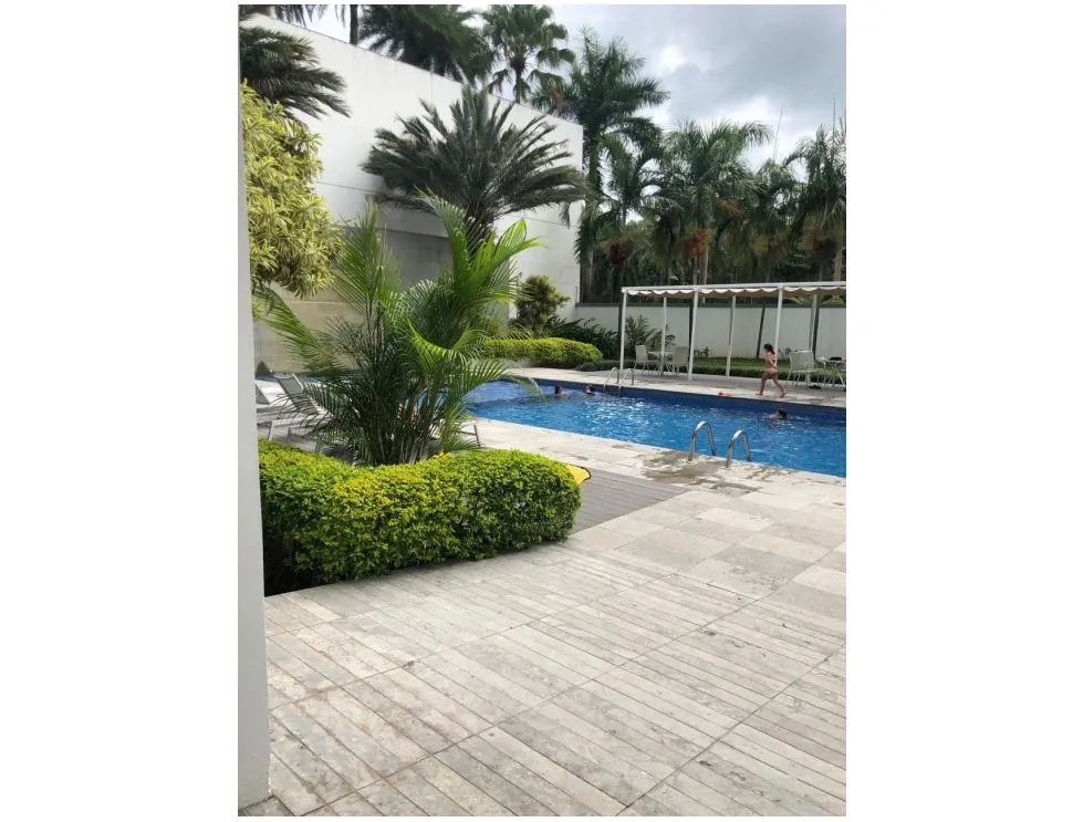Alquiler de Apartamento L/B primera Línea Costa del Este - Panamá