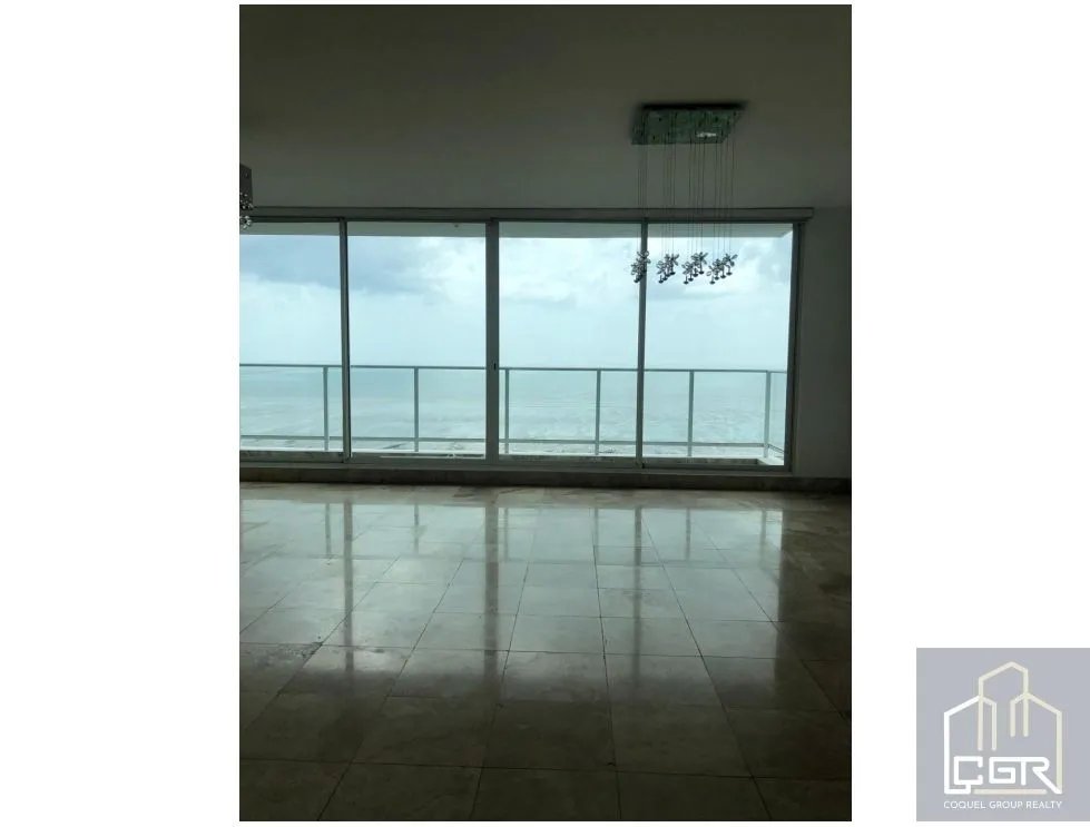 Alquiler de Apartamento L/B primera Línea Costa del Este - Panamá