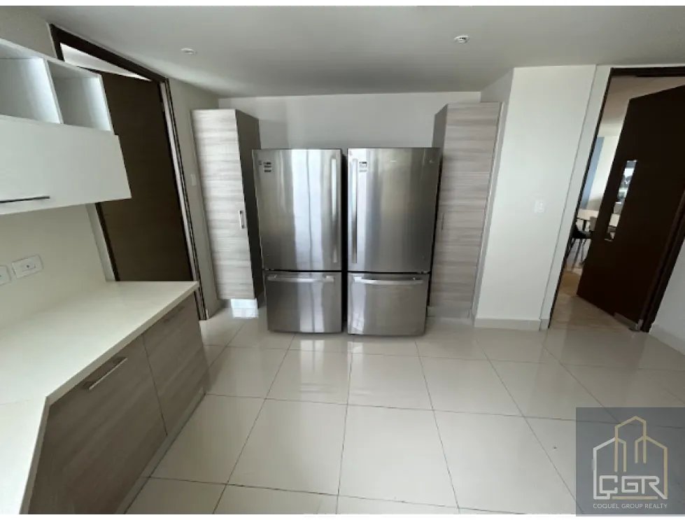 Alquiler de apartamento amoblado en PH The Regent, Costa del Este