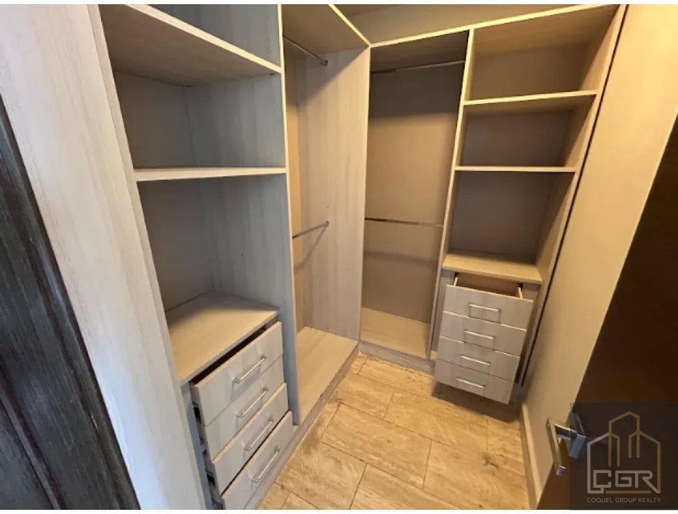Alquiler de apartamento amoblado en PH The Regent, Costa del Este