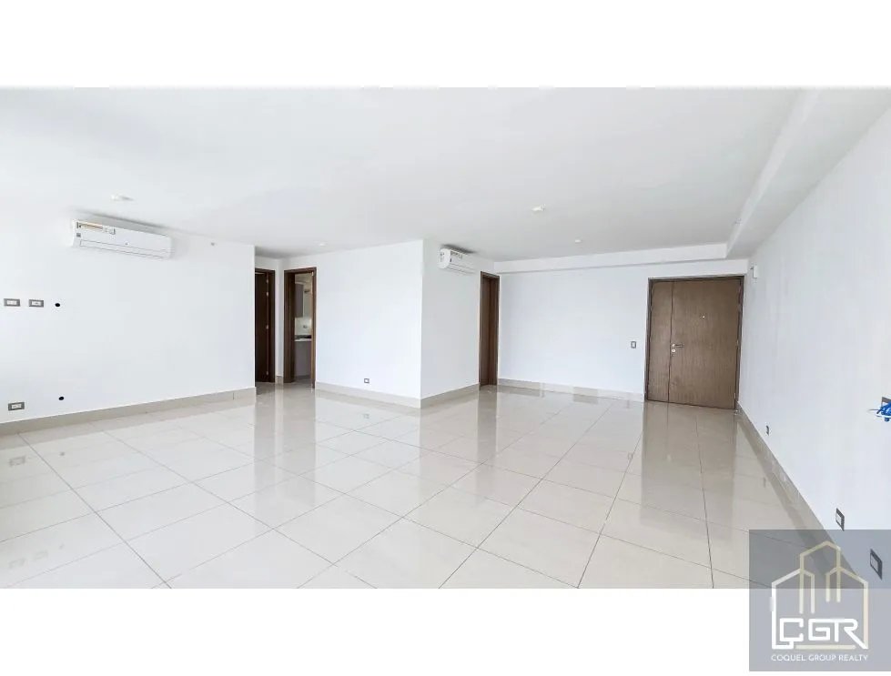 Venta de apartamento Linea Blanca,Ph.Bali. Costa del Este