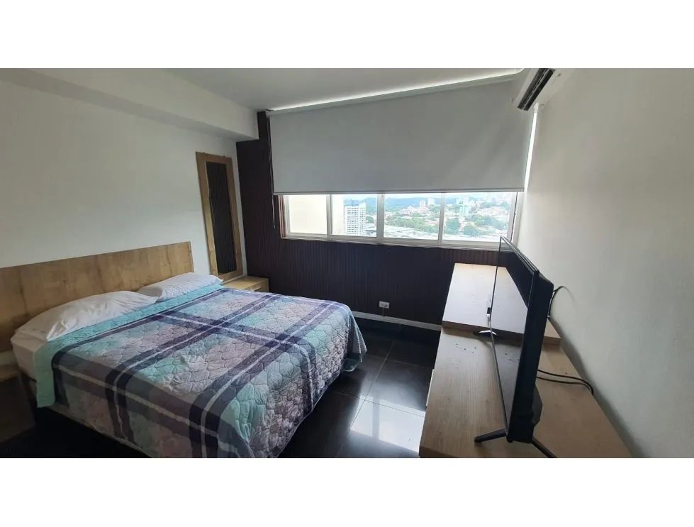 Venta de apartamento en PH Majestic Garden Semi-amoblado