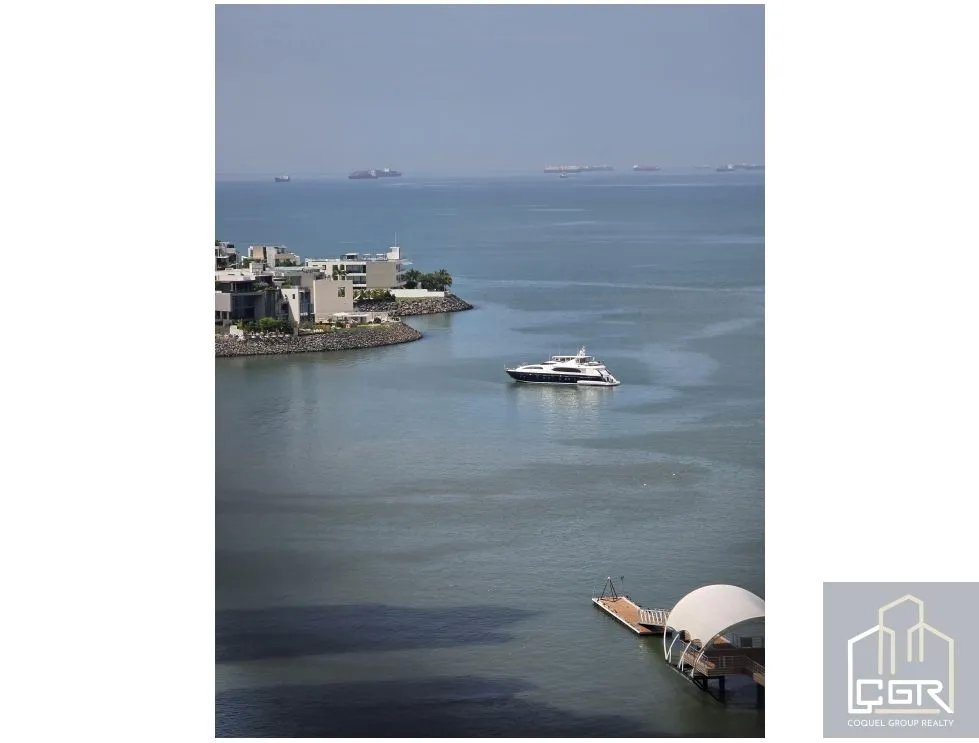 Apartment for sale in Punta Pacifica