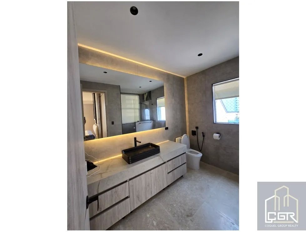 Apartment for sale in Punta Pacifica
