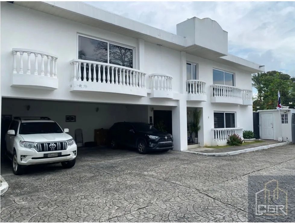 Alquiler de Casa Full Amoblada, Altos del Golf - Panamá