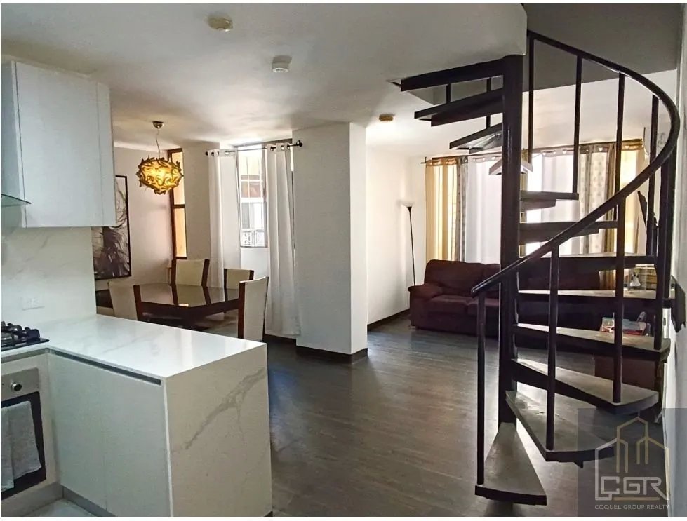 Venta de apartamento en PH Torre del Rey, Hato Pintado